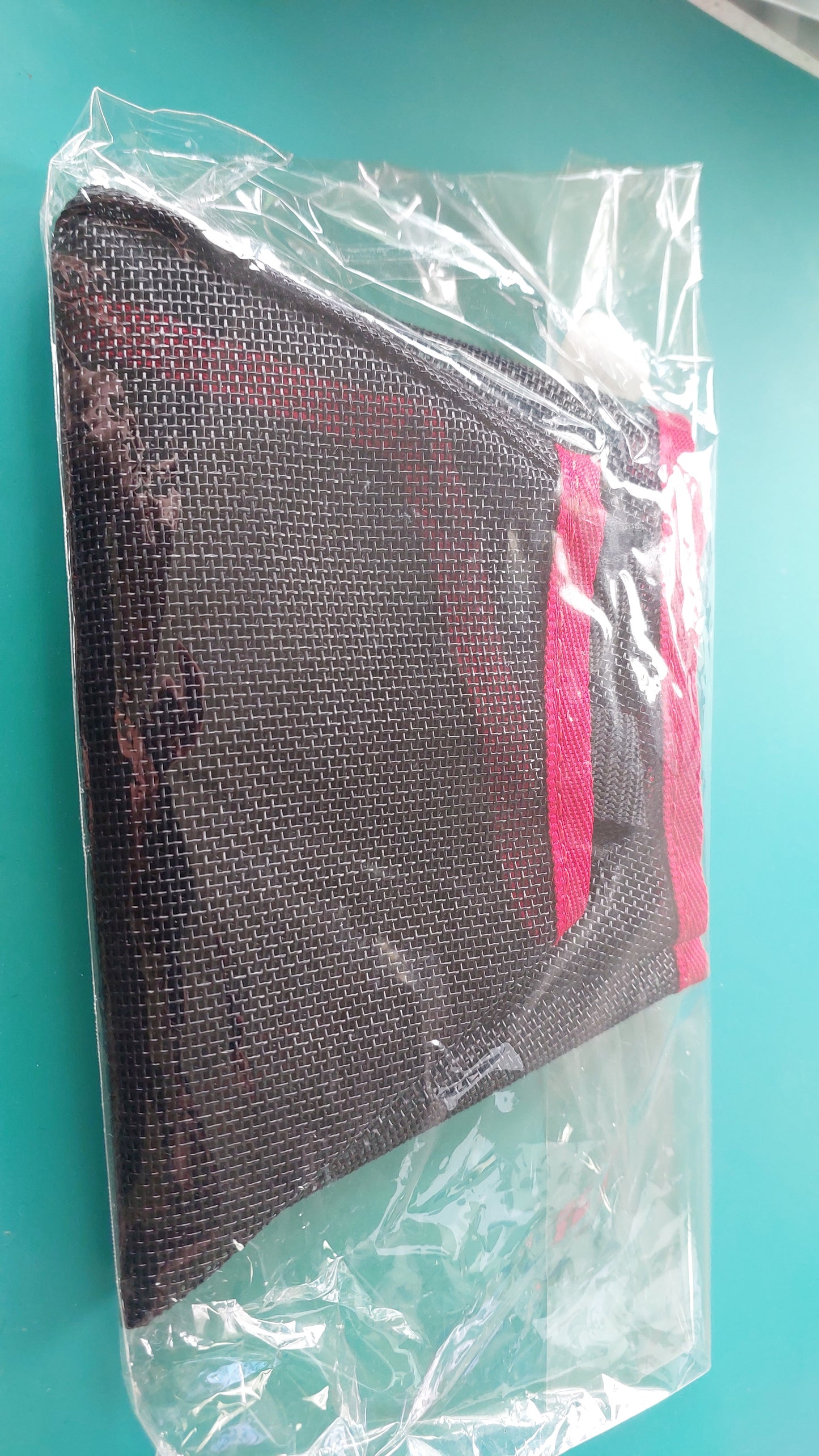 BLACK MESH WITH COLOURED BINDING FLY MASK