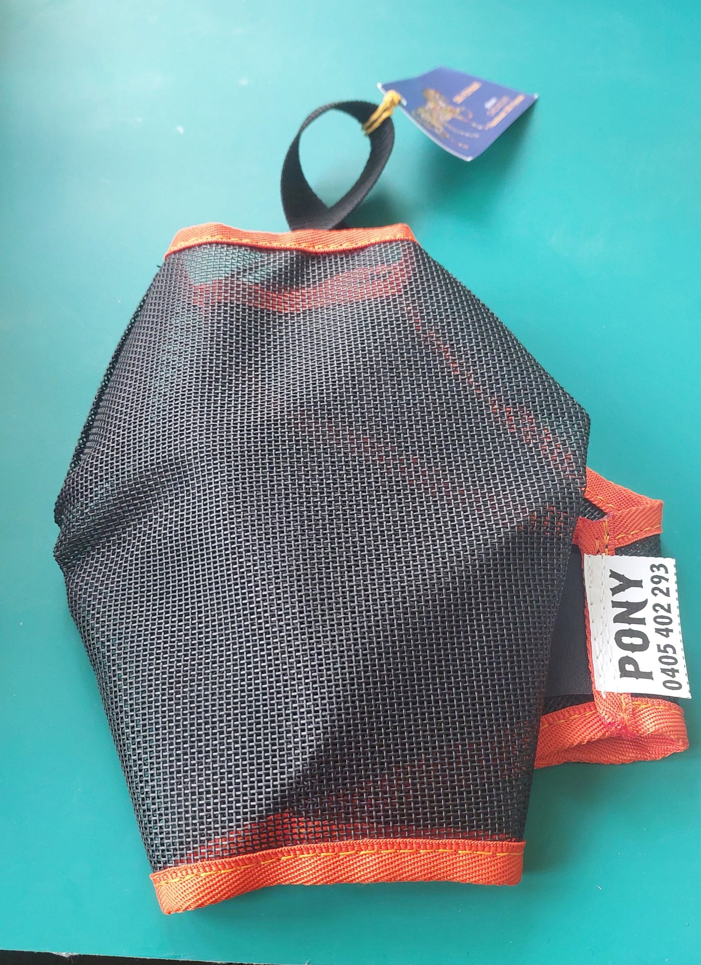 BLACK MESH WITH COLOURED BINDING FLY MASK